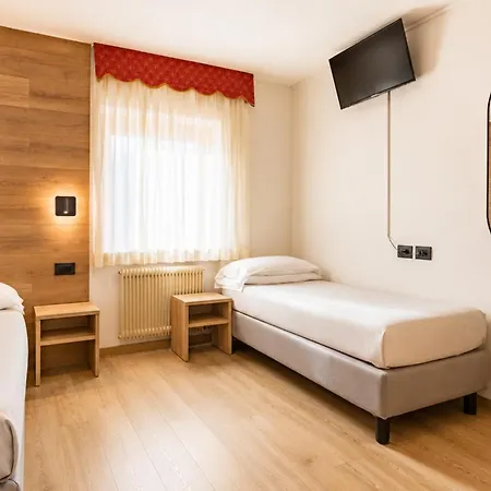 Hotel Italo-2